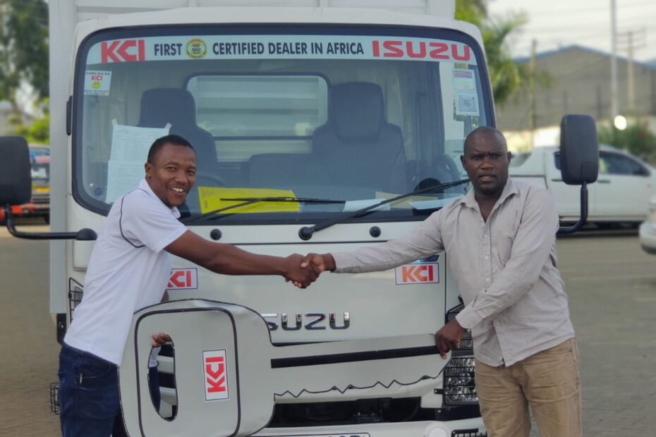 Isuzu NQR XTRA Light-Duty Truck